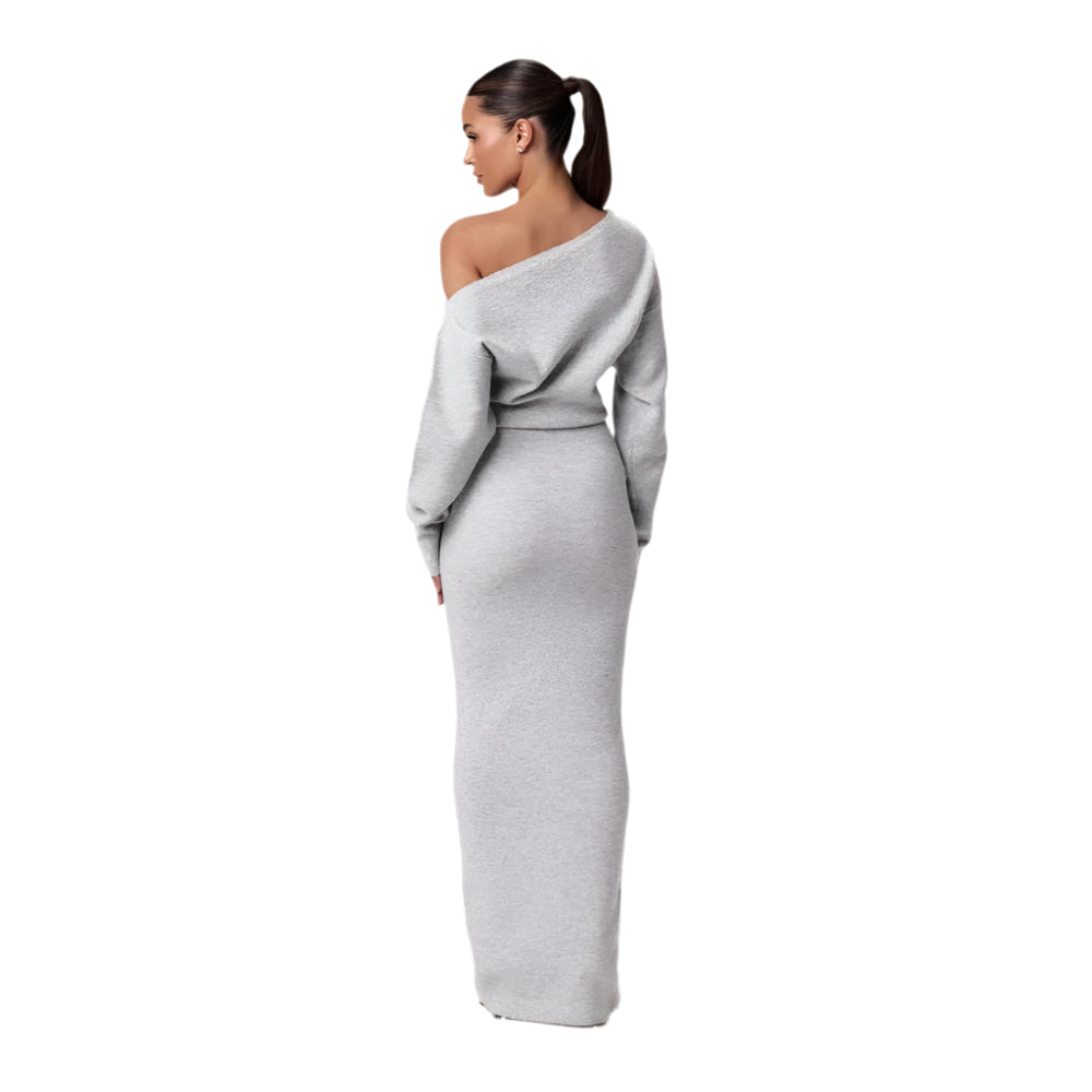 Long Sleeve Knit Maxi Dress With Modern Silhouette