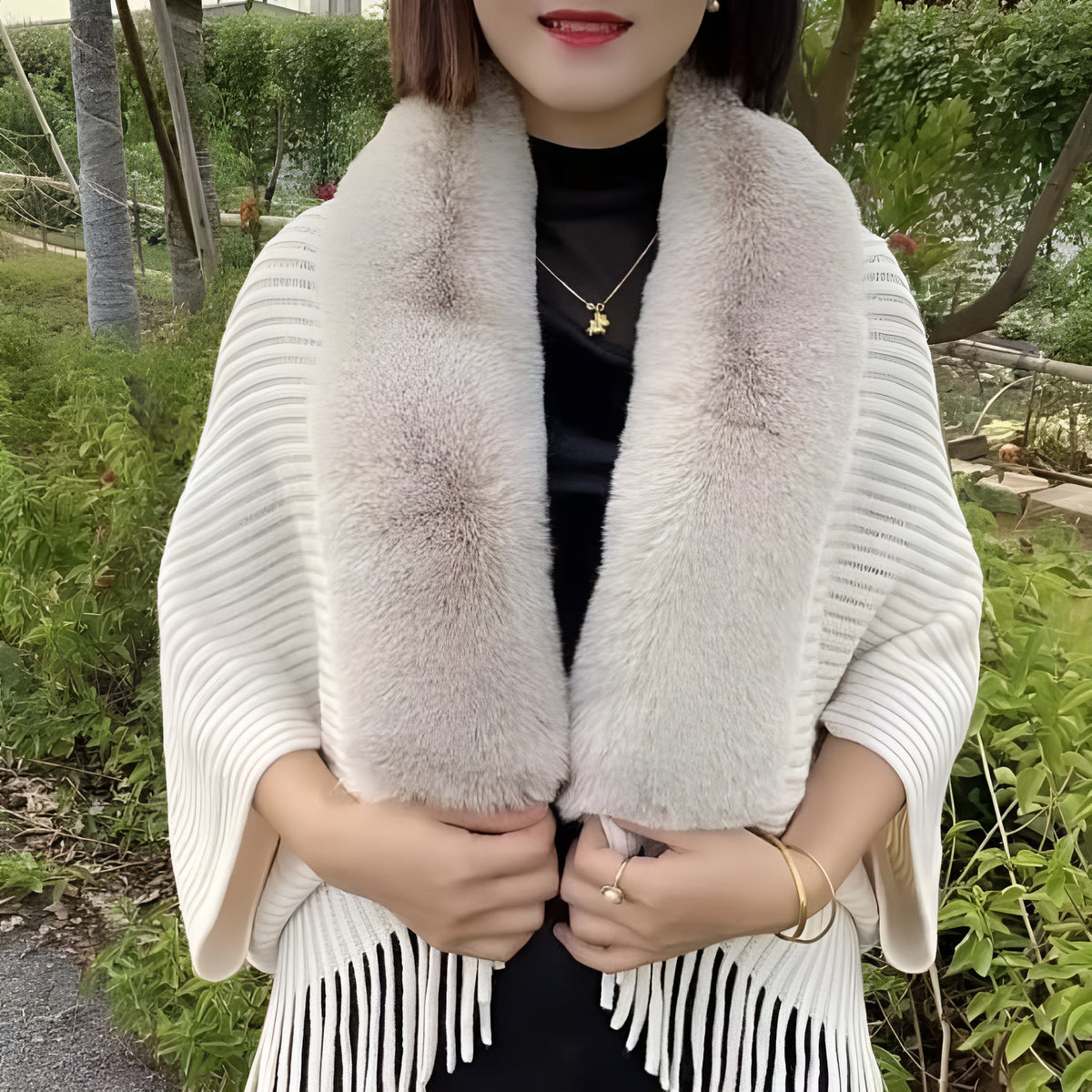 Oversized Knitted Shawl With Cashmere Texture